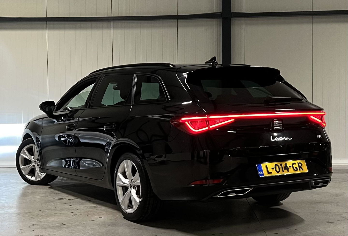 SEAT Leon Sportstourer 1.5 eTSI FR Launch Edition Trekhaak