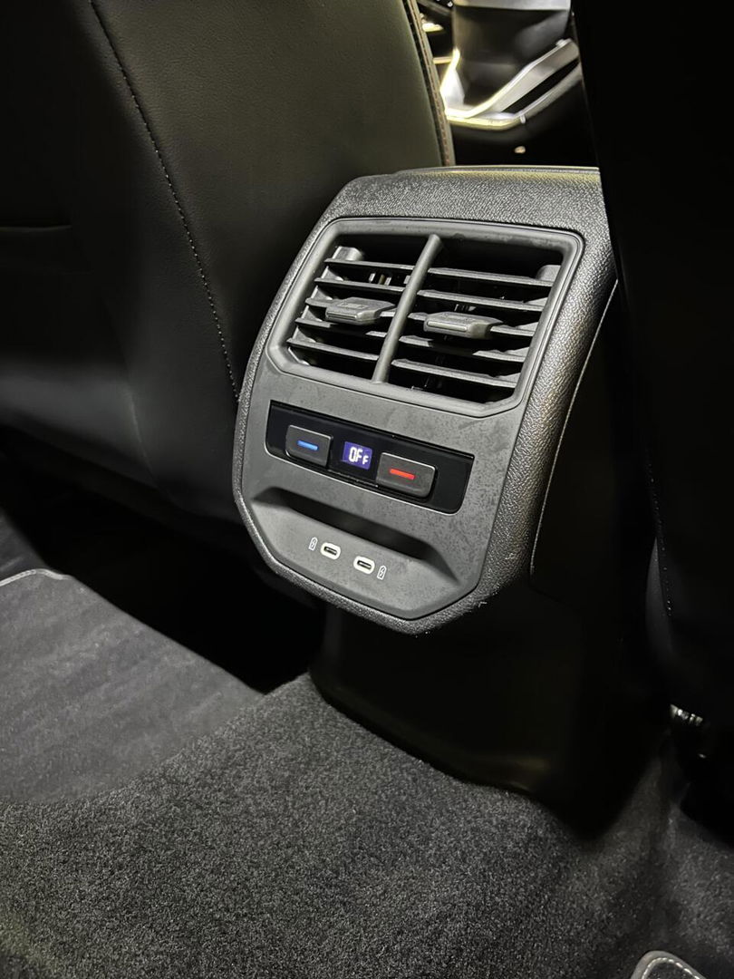 SEAT Leon Sportstourer 1.5 eTSI FR Launch Edition Trekhaak