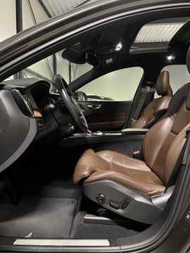 Volvo XC60 2.0 Recharge T6 AWD Inscription Pano H&K Trekhaak