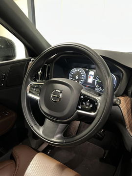 Volvo XC60 2.0 Recharge T6 AWD Inscription Pano H&K Trekhaak