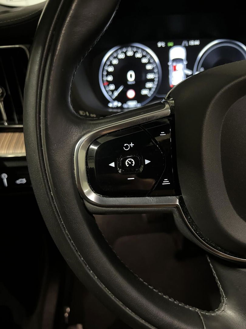 Volvo XC60 2.0 Recharge T6 AWD Inscription Pano H&K Trekhaak