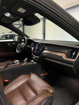 Volvo XC60 2.0 Recharge T6 AWD Inscription Pano H&K Trekhaak