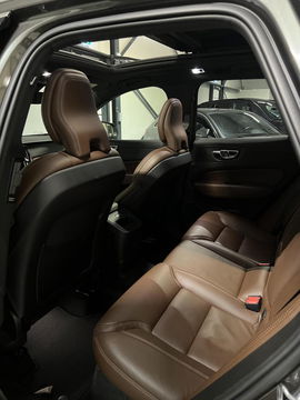 Volvo XC60 2.0 Recharge T6 AWD Inscription Pano H&K Trekhaak