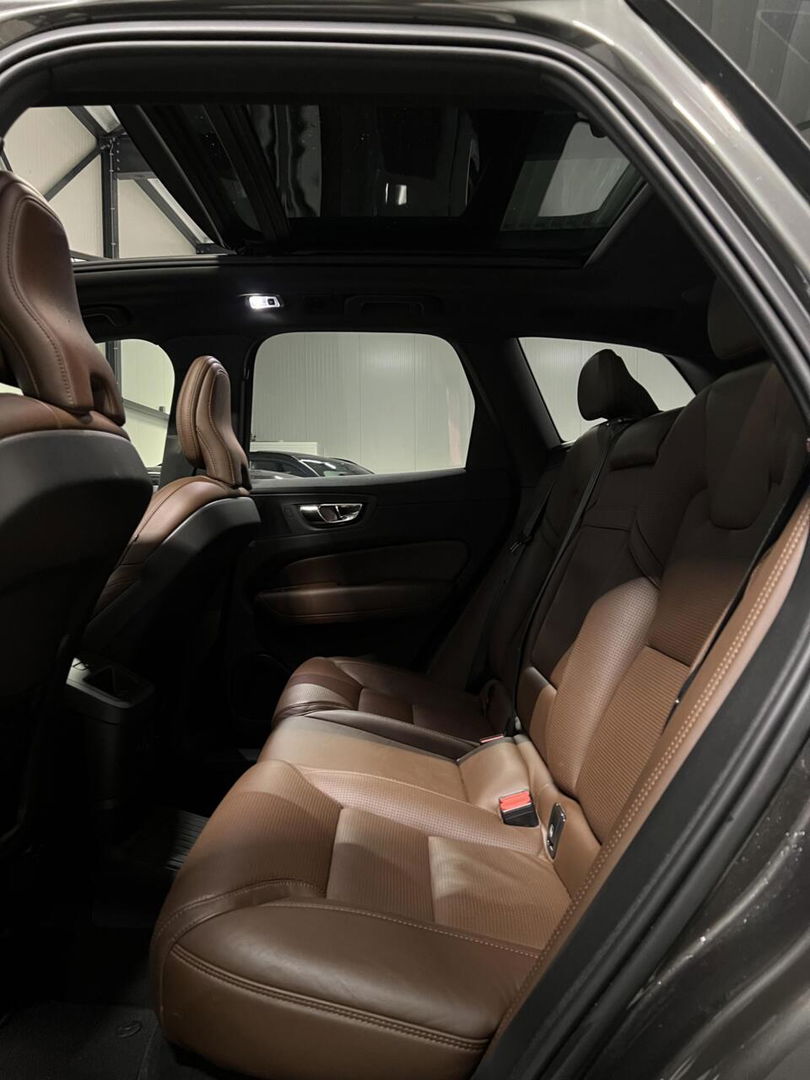 Volvo XC60 2.0 Recharge T6 AWD Inscription Pano H&K Trekhaak