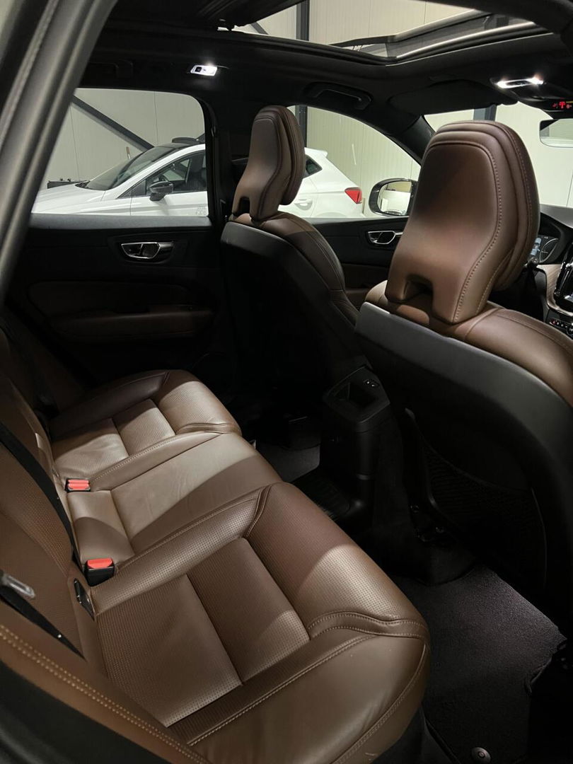 Volvo XC60 2.0 Recharge T6 AWD Inscription Pano H&K Trekhaak