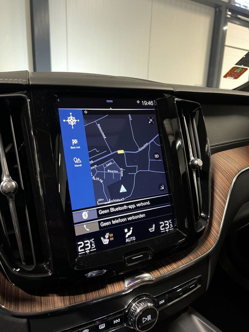 Volvo XC60 2.0 Recharge T6 AWD Inscription Pano H&K Trekhaak
