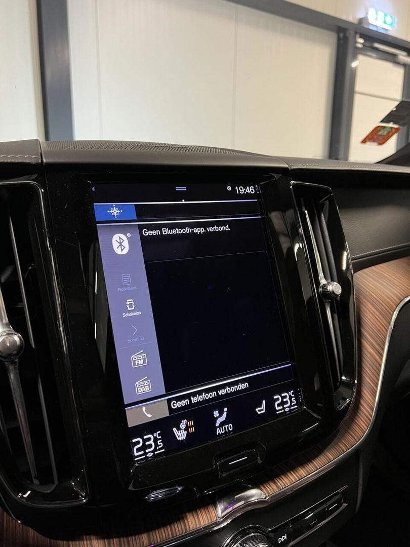 Volvo XC60 2.0 Recharge T6 AWD Inscription Pano H&K Trekhaak