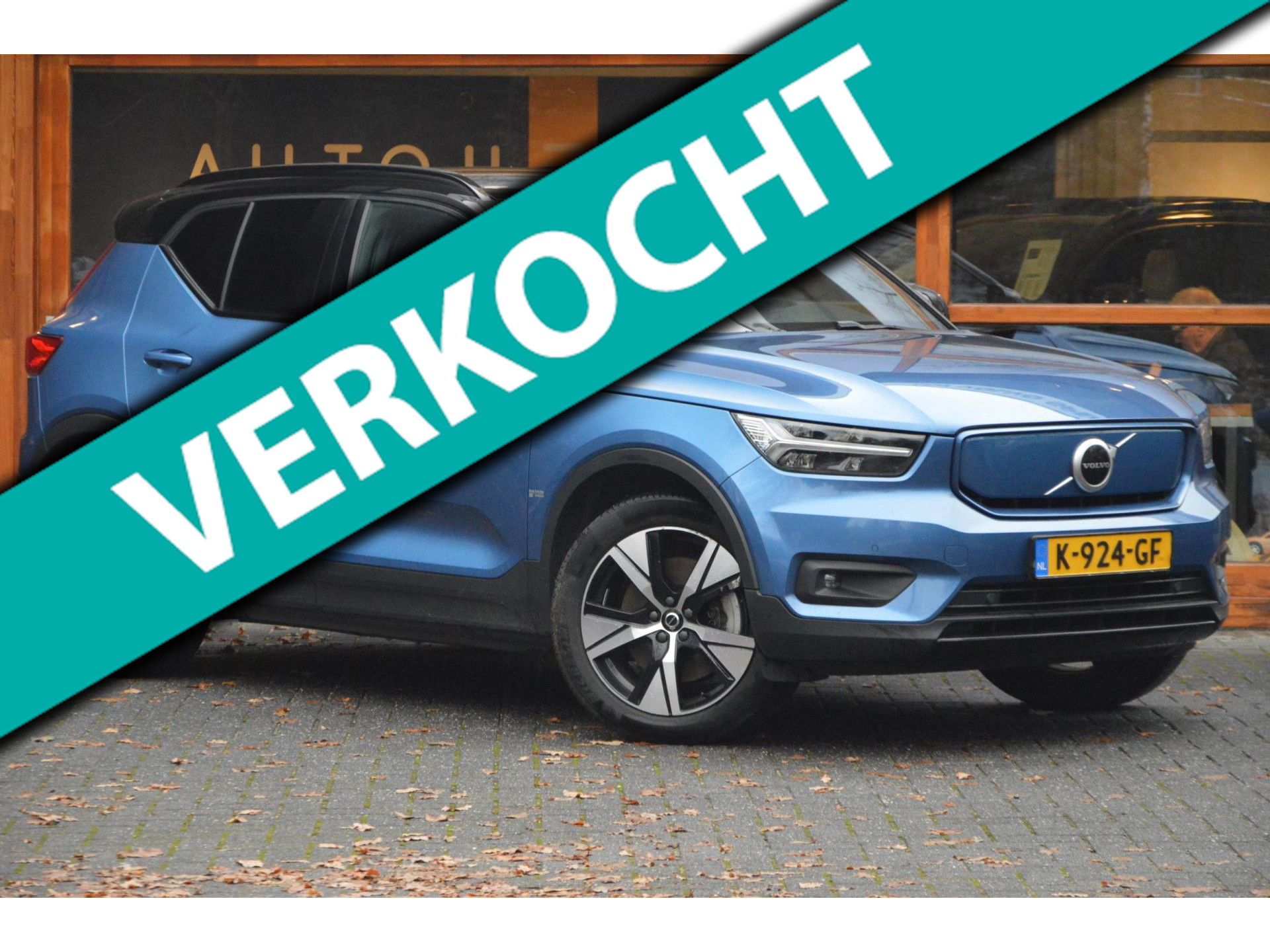 Volvo XC40 Recharge P8 AWD R-Design | Pilot-assist | Camera | Trekhaak | Stoel + Stuur verwarmd | Harman Kardon |BLIS |