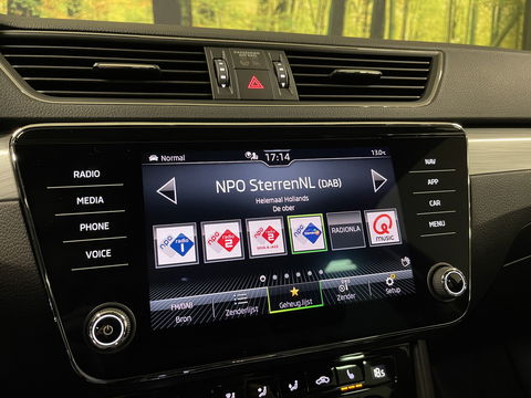 Škoda Superb Combi 1.4 TSI iV Business Edition Plus | Lederen bekleding | Cruise Control | Apple carplay | Android auto | Stoelverwarming | 17'' lichtmetaal |