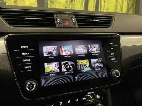 Škoda Superb Combi 1.4 TSI iV Business Edition Plus | Lederen bekleding | Cruise Control | Apple carplay | Android auto | Stoelverwarming | 17'' lichtmetaal |