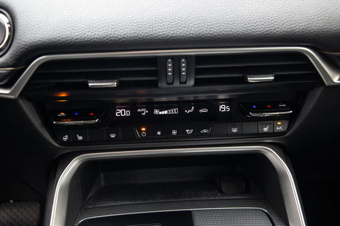 Mazda CX-60 2.5 e-SkyActiv PHEV Homura STOELVERWARMING / CARPLAY / DEALER AUTO / LEER