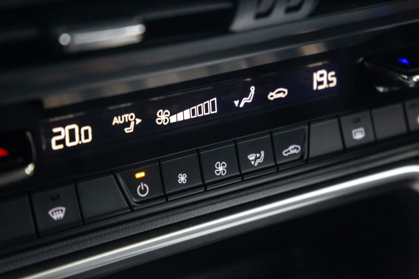 Mazda CX-60 2.5 e-SkyActiv PHEV Homura STOELVERWARMING / CARPLAY / DEALER AUTO / LEER