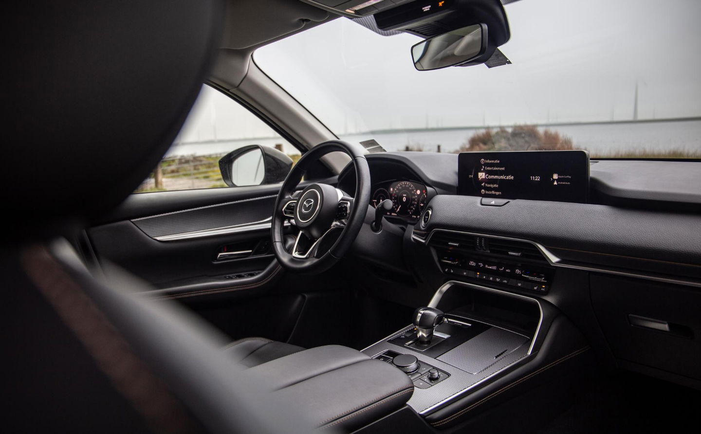 Mazda CX-60 2.5 e-SkyActiv PHEV Homura STOELVERWARMING / CARPLAY / DEALER AUTO / LEER