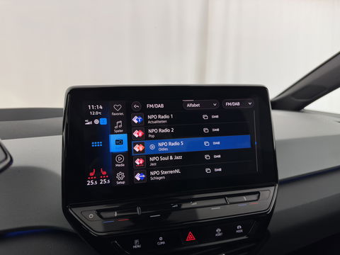 Volkswagen ID.3 First Max 58 kWh [ 3-Fase ] {SOH-91%} (INCL.BTW)  *PANO | HEAD-UP | ADAPTIVE-CRUISE | FULL-LED | BLIND-SPOT | CAMERA | KEYLESS | MICROFIBRE | AMBIENT-LIGHT | NAVI-FULLMAP | DAB+ | ECC | PDC | HEATED-SPORTSEATS | DIGI-COCKPIT | 20