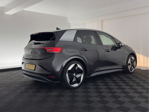 Volkswagen ID.3 First Max 58 kWh [ 3-Fase ] {SOH-91%} (INCL.BTW)  *PANO | HEAD-UP | ADAPTIVE-CRUISE | FULL-LED | BLIND-SPOT | CAMERA | KEYLESS | MICROFIBRE | AMBIENT-LIGHT | NAVI-FULLMAP | DAB+ | ECC | PDC | HEATED-SPORTSEATS | DIGI-COCKPIT | 20