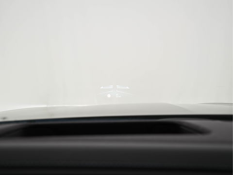 BMW i7 eDrive50 106 kWh M-Sportpack [ 3-Fase ] {SOH-97%} (INCL.BTW) *PANO | HEAD-UP | LUXURY-LEATHER | FULL-LED | BLIND-SPOT | BOWERS&WILKINS | MEMORY-PACK | TOP-VIEW | VENTILATED/HEATED-COMFORTSEATS | SOFT-CLOSE | WIDE-SREEN-DIGICOCKPIT | KEYLESS