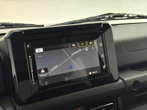 Suzuki Jimny 1.5 Style | 4x4 | AWD | 4 Persoons | Bullbar | Cruise | Navigatie | Stoelverw. | 15"LMV