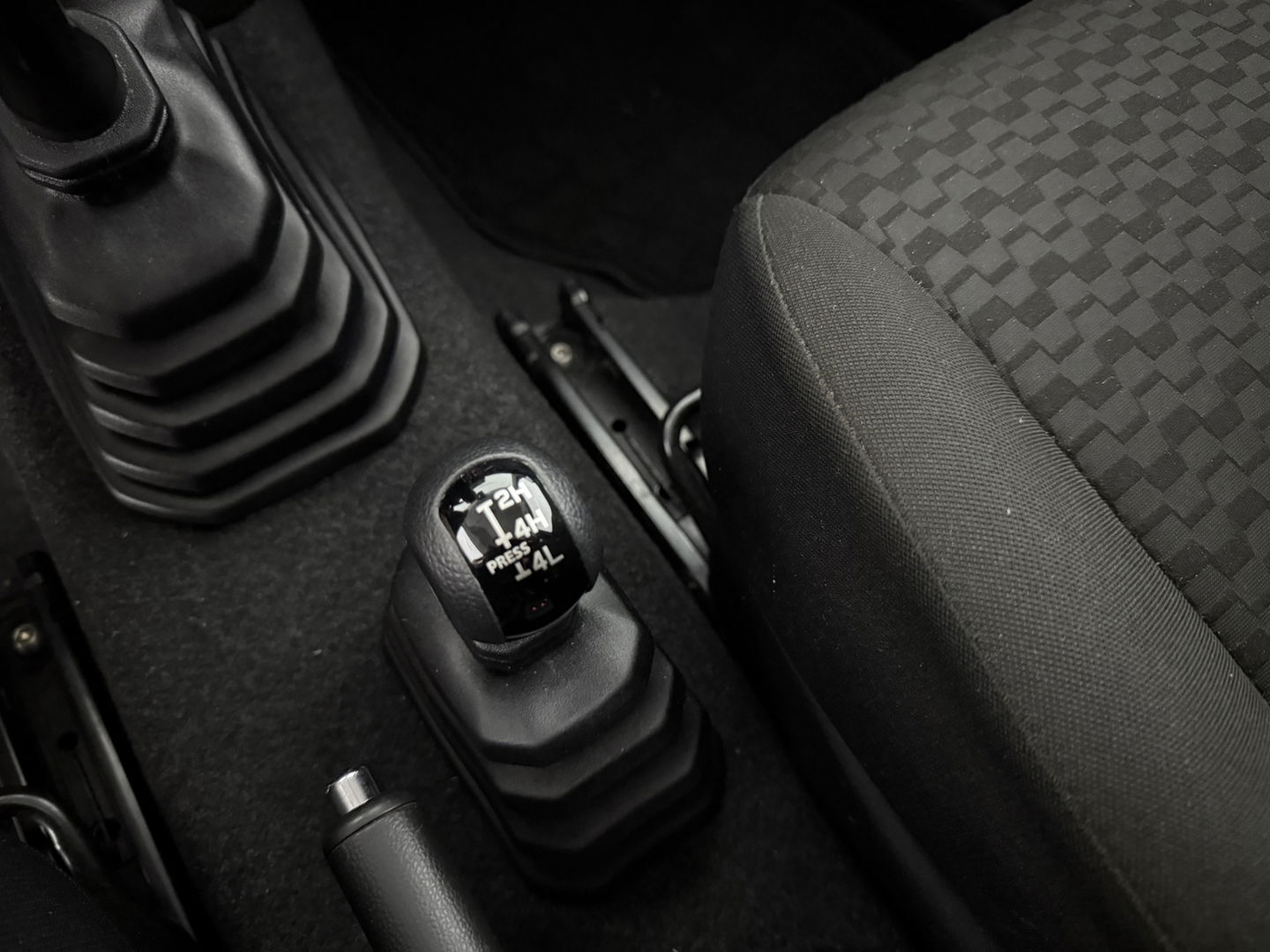 Suzuki Jimny 1.5 Style | 4x4 | AWD | 4 Persoons | Bullbar | Cruise | Navigatie | Stoelverw. | 15"LMV