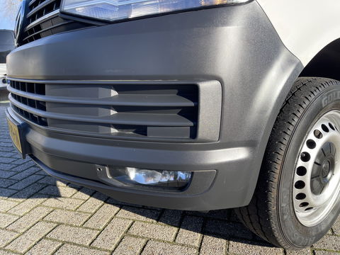 Volkswagen Transporter 2.0 TDI 102pk L1H1 Comfortline / vaste prijs rijklaar € 16.950 ex btw / lease vanaf € / euro 6 / bpm vrij / ingerichte laadruimte / imperial / bijrijdersbank / trekhaak / airco / cruise !
