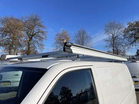 Volkswagen Transporter 2.0 TDI 102pk L1H1 Comfortline / vaste prijs rijklaar € 16.950 ex btw / lease vanaf € / euro 6 / bpm vrij / ingerichte laadruimte / imperial / bijrijdersbank / trekhaak / airco / cruise !