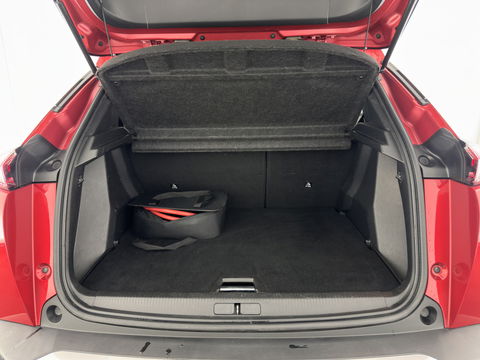 Peugeot e-2008 EV Allure 50 kWh [ 3-Fase ] {SOH-84%} (INCL.BTW) *PANO | LEATHER-FABRIC | FULL-LED | SPORT-SEATS | DIGI-COCKPIT | CAMERA | KEYLESS | PRIVACY-GLASS | NAVI-FULLMAP | ECC | PDC | CRUISE | 17''ALU*