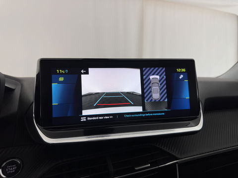 Peugeot e-2008 EV Allure 50 kWh [ 3-Fase ] {SOH-84%} (INCL.BTW) *PANO | LEATHER-FABRIC | FULL-LED | SPORT-SEATS | DIGI-COCKPIT | CAMERA | KEYLESS | PRIVACY-GLASS | NAVI-FULLMAP | ECC | PDC | CRUISE | 17''ALU*