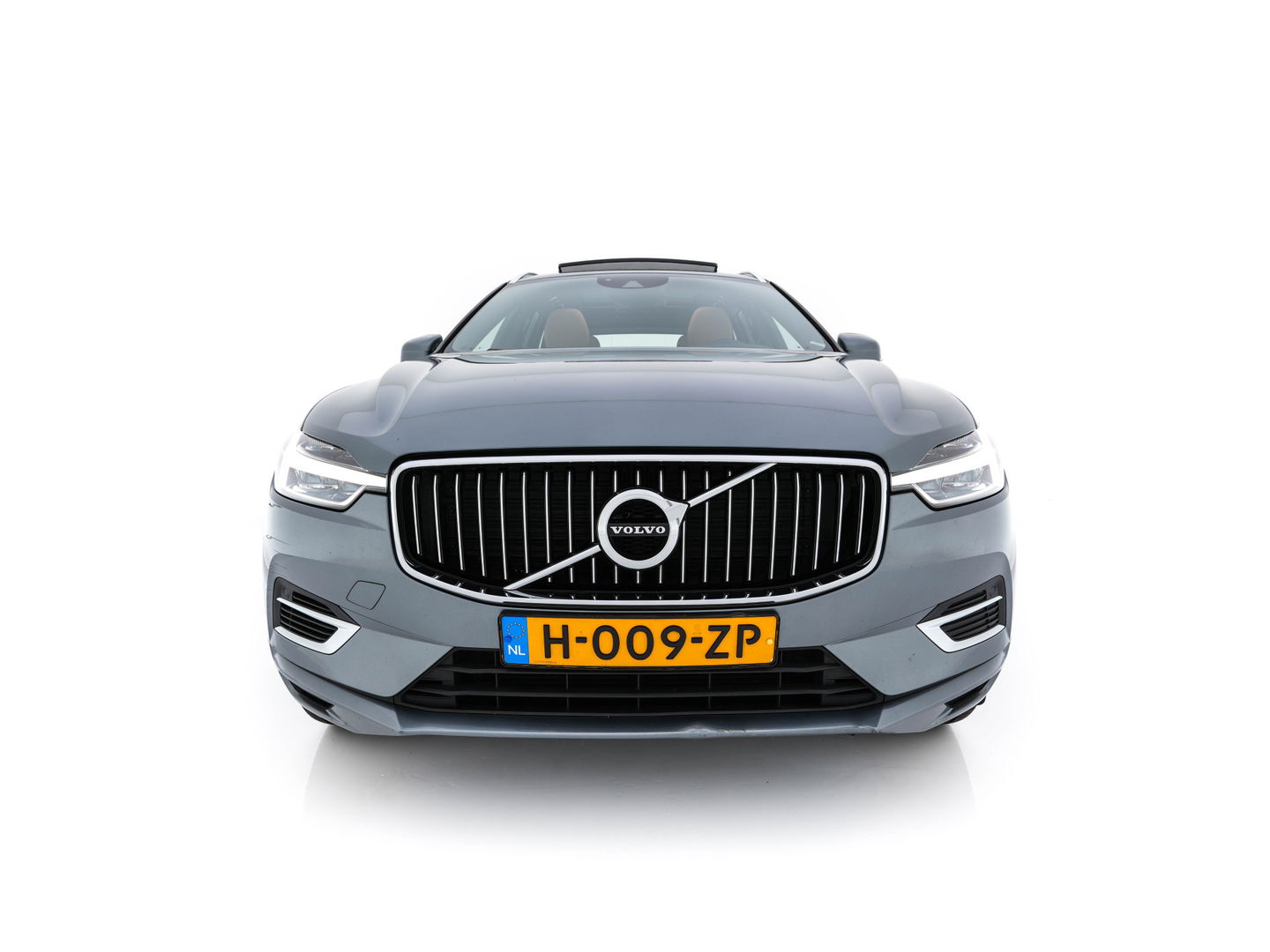 Volvo XC60 2.0 Recharge T8 AWD Inscription ( Plug-in ) (INCL-BTW) *PANO | HEAD-UP |  LUXURY-LEATHER | FULL-LED | MEMORY-PACK | HARMAN/KARDON | HEATED-COMFORTSEATS | LANE-ASSIST | BLIND-SPOT | DAB+ | NAVI-FULLMAP | DIGI-COCKPIT | TOWBAR | 19''ALU*