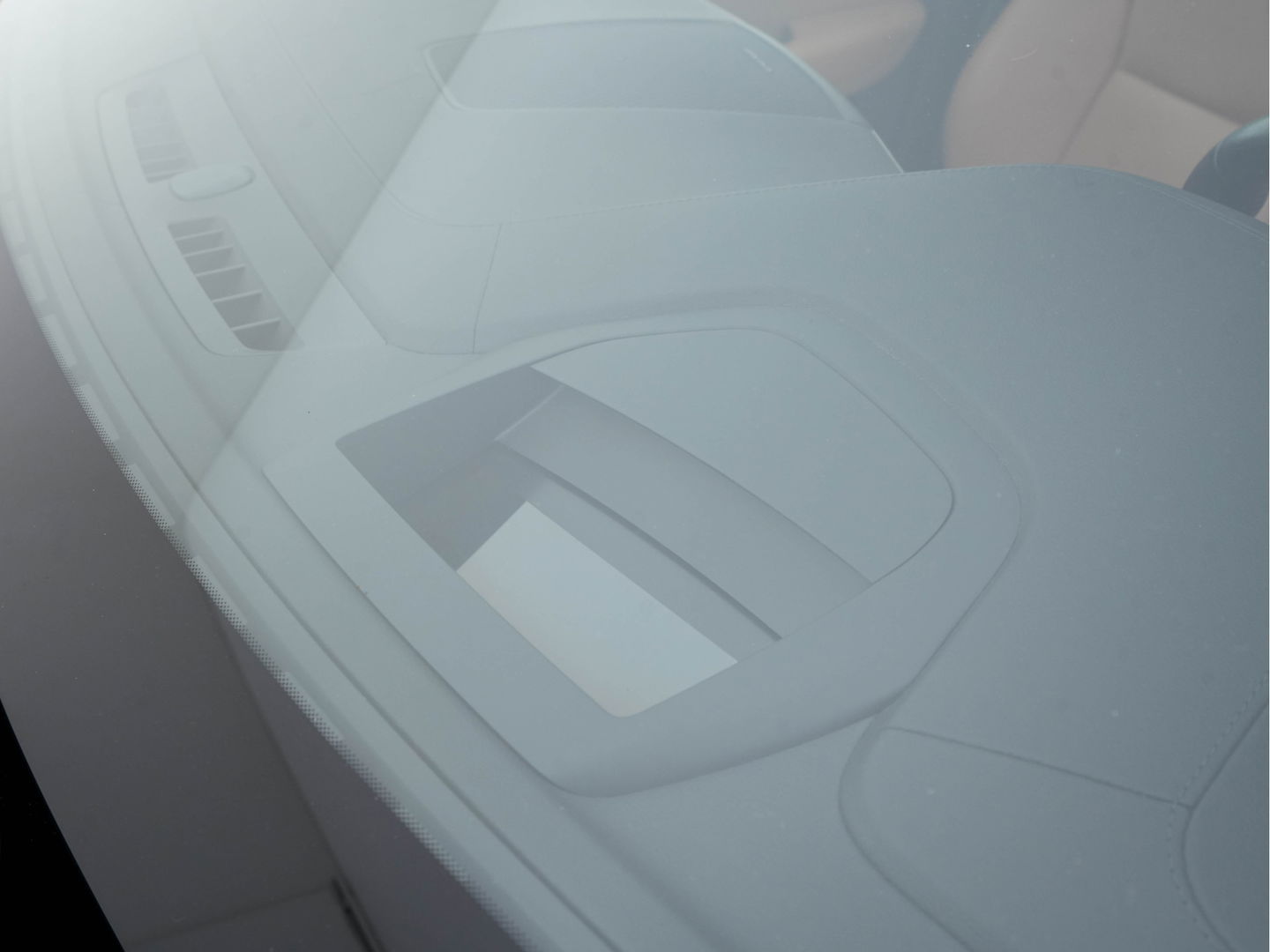 Volvo XC60 2.0 Recharge T8 AWD Inscription ( Plug-in ) (INCL-BTW) *PANO | HEAD-UP |  LUXURY-LEATHER | FULL-LED | MEMORY-PACK | HARMAN/KARDON | HEATED-COMFORTSEATS | LANE-ASSIST | BLIND-SPOT | DAB+ | NAVI-FULLMAP | DIGI-COCKPIT | TOWBAR | 19''ALU*