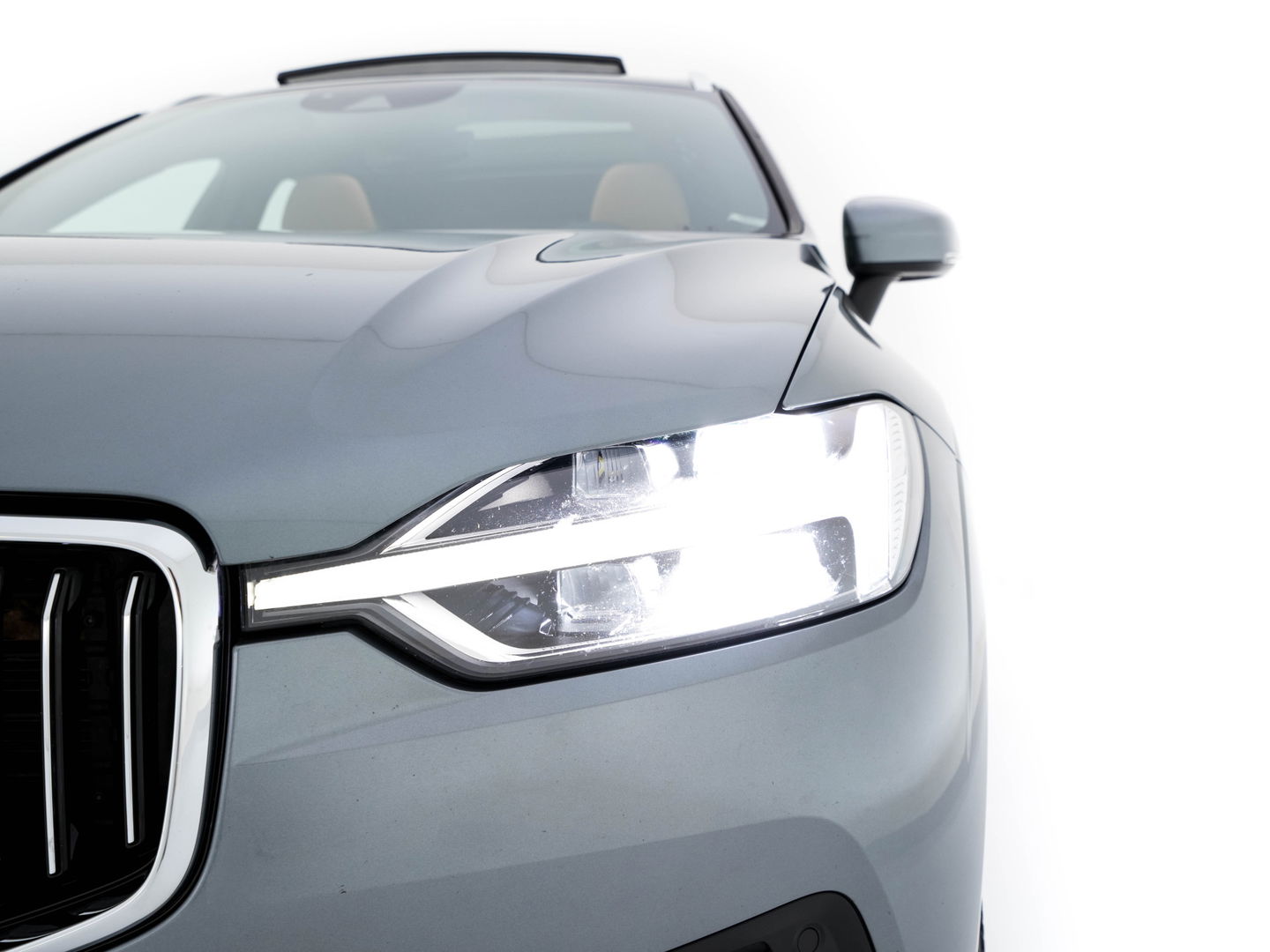 Volvo XC60 2.0 Recharge T8 AWD Inscription ( Plug-in ) (INCL-BTW) *PANO | HEAD-UP |  LUXURY-LEATHER | FULL-LED | MEMORY-PACK | HARMAN/KARDON | HEATED-COMFORTSEATS | LANE-ASSIST | BLIND-SPOT | DAB+ | NAVI-FULLMAP | DIGI-COCKPIT | TOWBAR | 19''ALU*