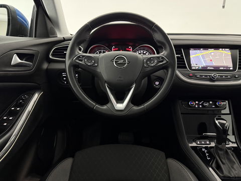 Opel Grandland X 1.2 Turbo Business Executive | Camera | Carplay | Trekh. | Cruise | Navi | Keyless | Dodehoek | NAP