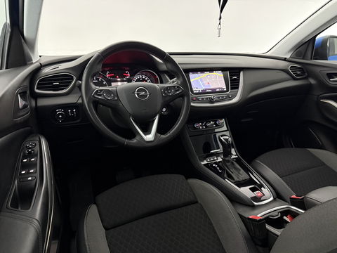 Opel Grandland X 1.2 Turbo Business Executive | Camera | Carplay | Trekh. | Cruise | Navi | Keyless | Dodehoek | NAP