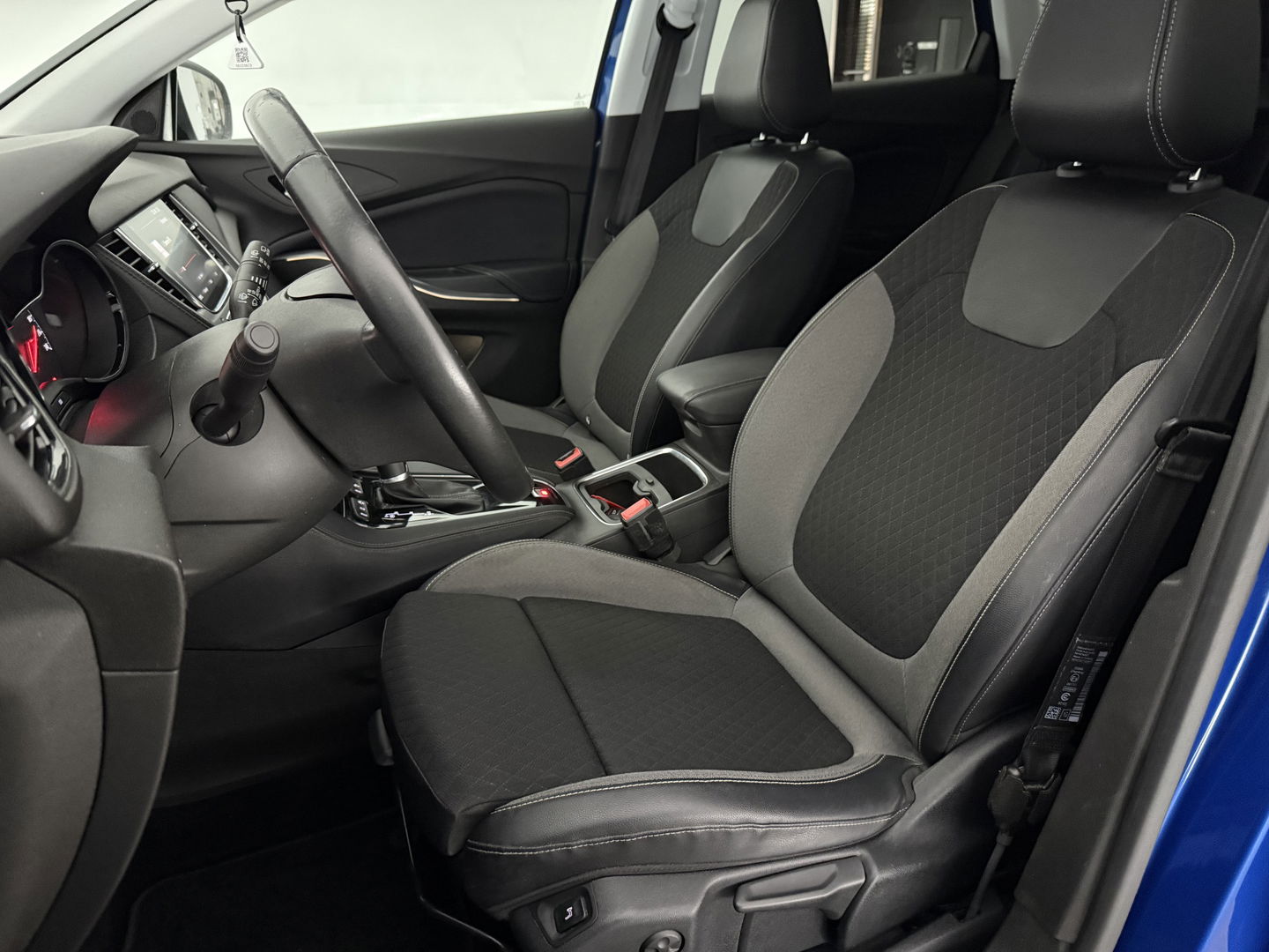 Opel Grandland X 1.2 Turbo Business Executive | Camera | Carplay | Trekh. | Cruise | Navi | Keyless | Dodehoek | NAP