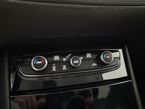 Opel Grandland X 1.2 Turbo Business Executive | Camera | Carplay | Trekh. | Cruise | Navi | Keyless | Dodehoek | NAP