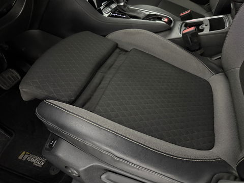 Opel Grandland X 1.2 Turbo Business Executive | Camera | Carplay | Trekh. | Cruise | Navi | Keyless | Dodehoek | NAP