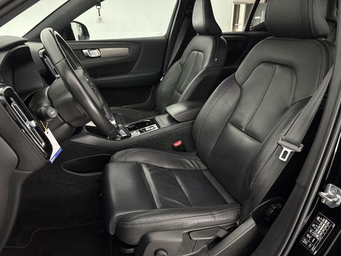 Volvo XC40 1.5 T2 R-Design | Virtual | Camera | Sfeer | Adap. Cruise | Carplay | Keyless | NAP