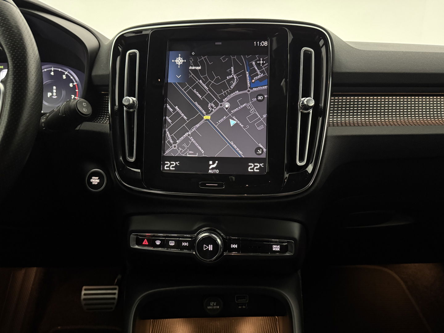 Volvo XC40 1.5 T2 R-Design | Virtual | Camera | Sfeer | Adap. Cruise | Carplay | Keyless | NAP
