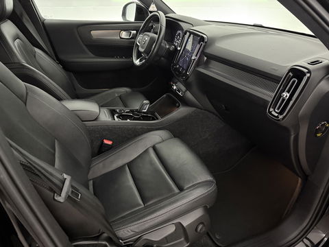 Volvo XC40 1.5 T2 R-Design | Virtual | Camera | Sfeer | Adap. Cruise | Carplay | Keyless | NAP