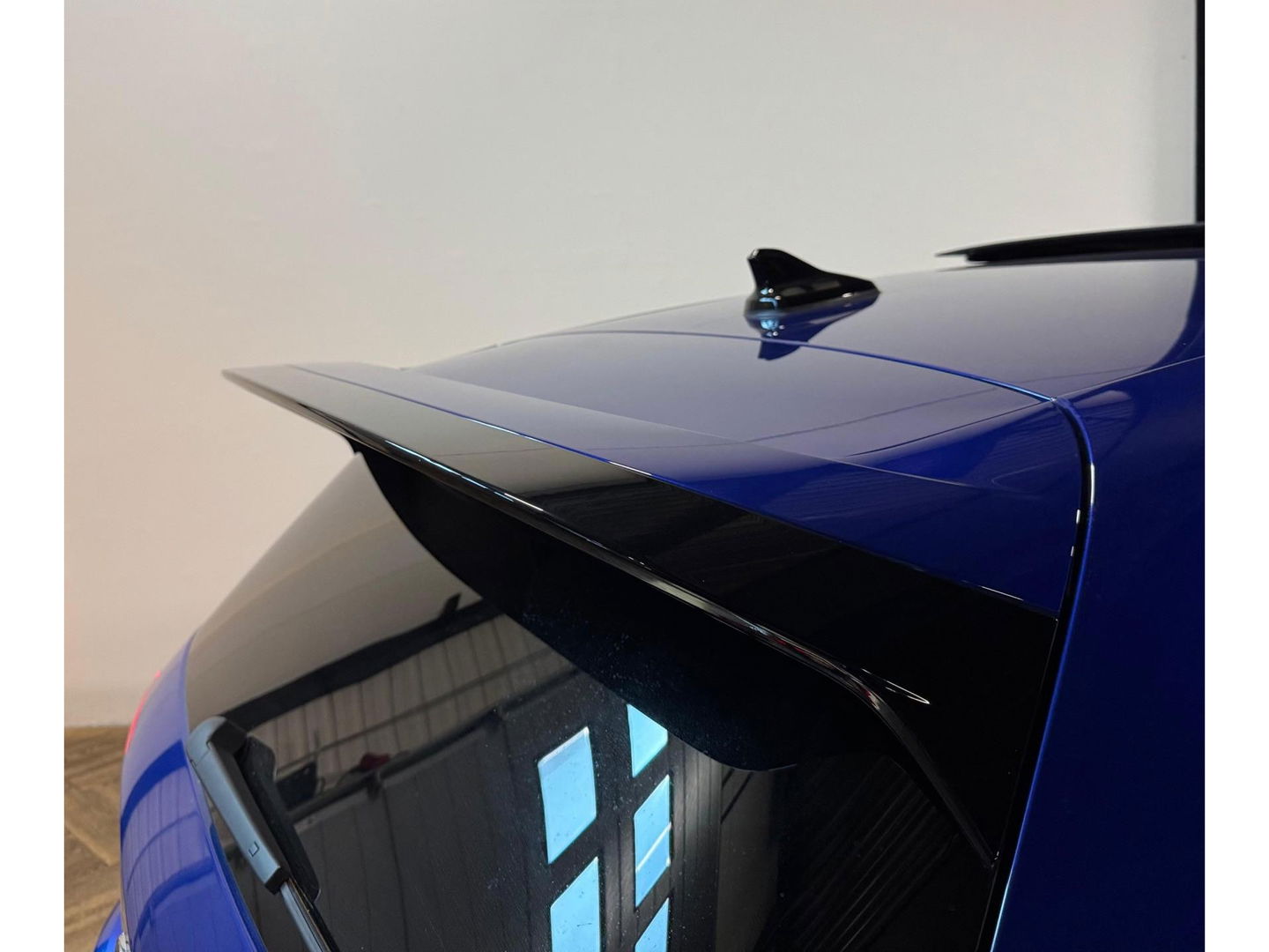 Volkswagen Golf 2.0 TSI R 4Motion PANO HUD AKRA'