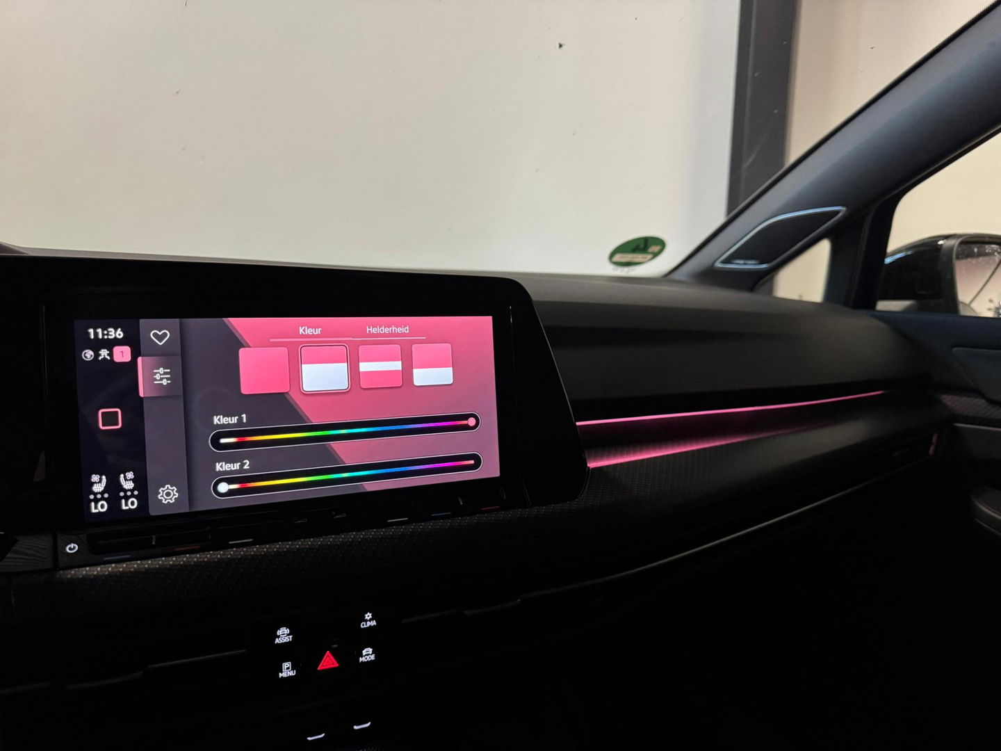 Volkswagen Golf 2.0 TSI R 4Motion PANO HUD AKRA'