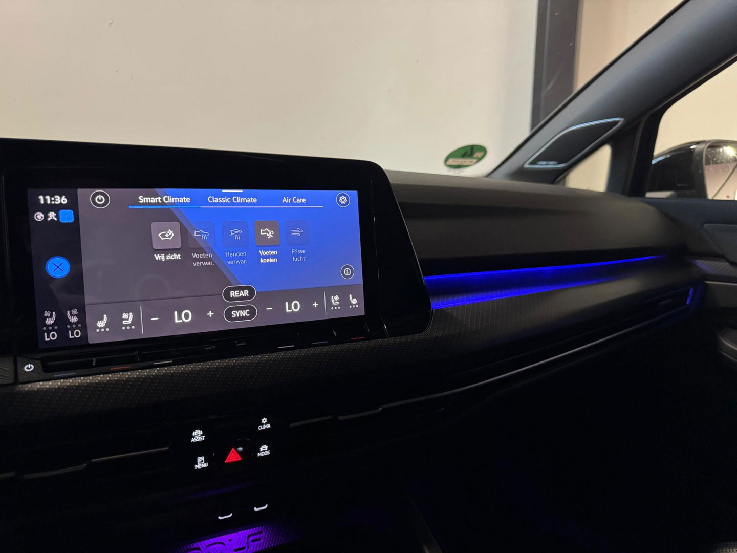 Volkswagen Golf 2.0 TSI R 4Motion PANO HUD AKRA'