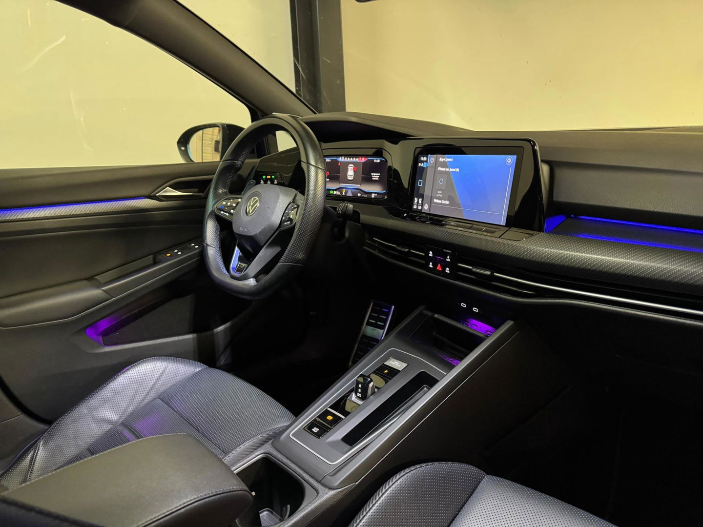 Volkswagen Golf 2.0 TSI R 4Motion PANO HUD AKRA'