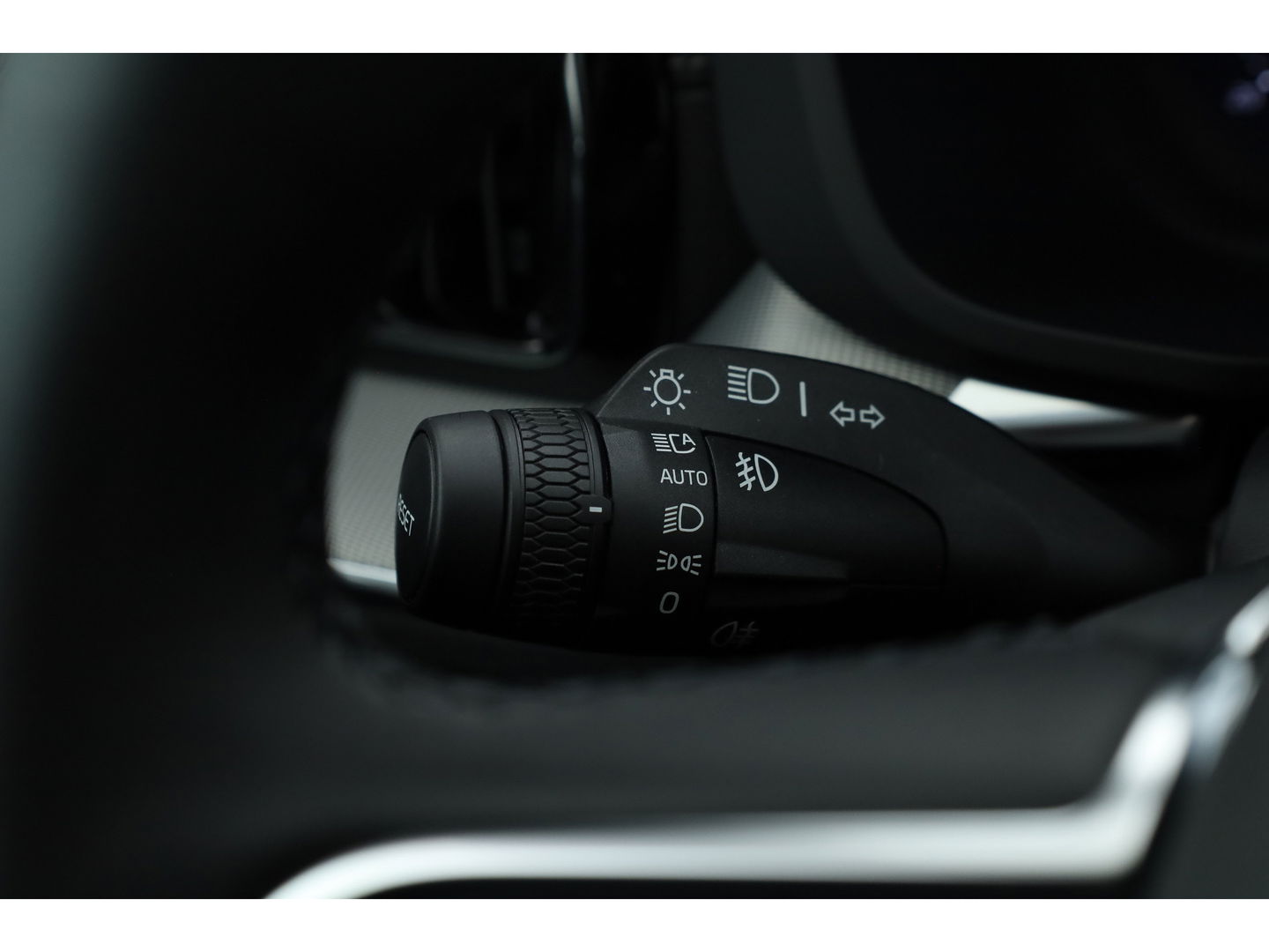 Volvo XC60 T8 Plug-in hybrid Ultra Black Edition | Facelift | Pano | HUD | Harman Kardon | Memory Seats | Pilot Assist | 360cam