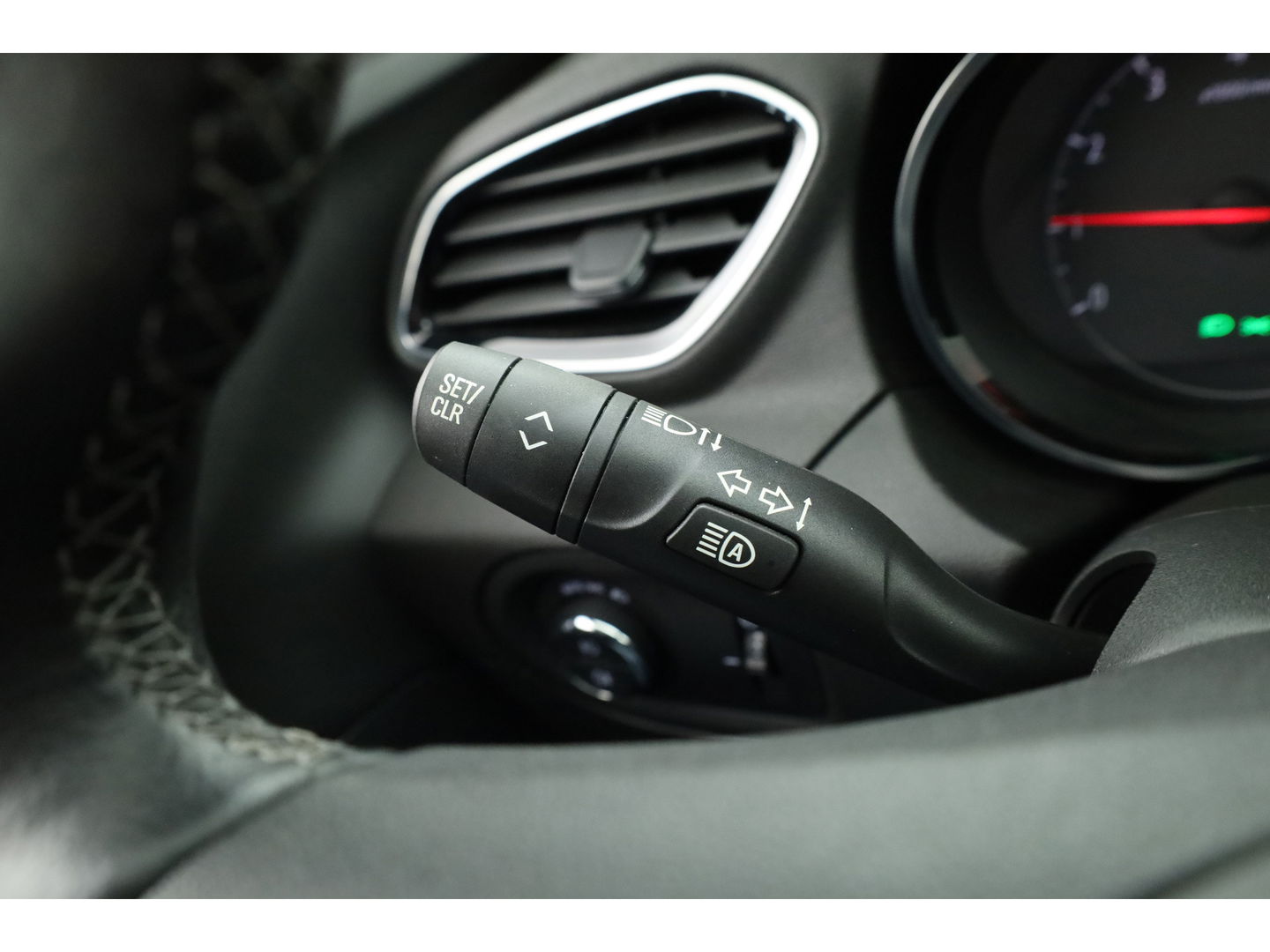 Opel Grandland X 1.2 Turbo Innovation | Leder | Stoel- Stuurverw. | Afn. Trekhaak | Camera | LED | Memory seat