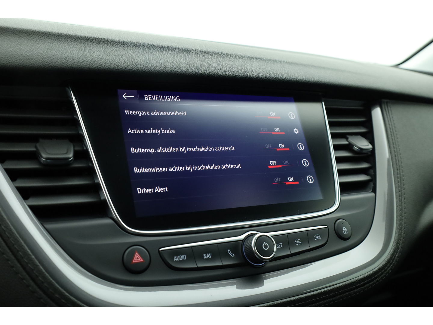 Opel Grandland X 1.2 Turbo Innovation | Leder | Stoel- Stuurverw. | Afn. Trekhaak | Camera | LED | Memory seat