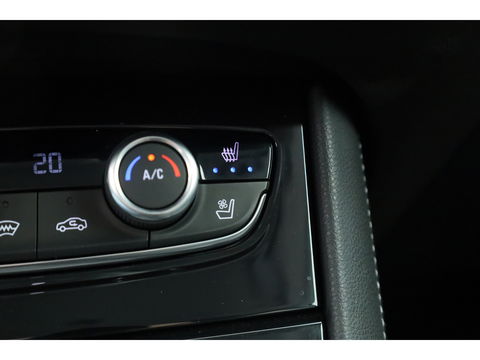 Opel Grandland X 1.2 Turbo Innovation | Leder | Stoel- Stuurverw. | Afn. Trekhaak | Camera | LED | Memory seat