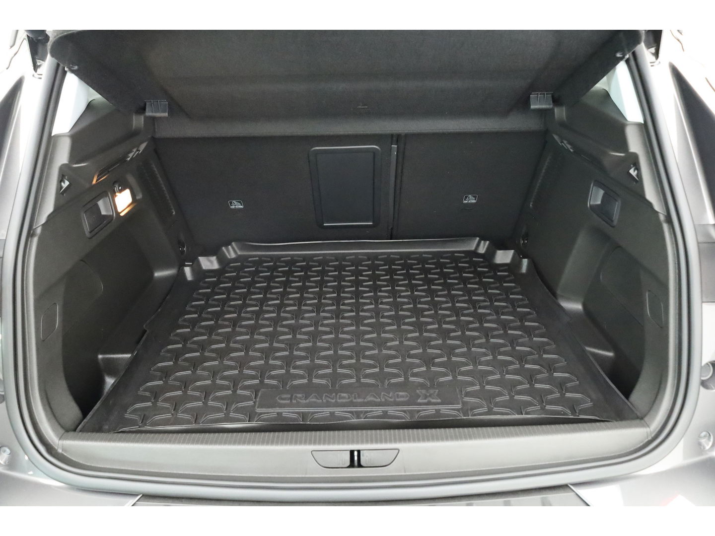 Opel Grandland X 1.2 Turbo Innovation | Leder | Stoel- Stuurverw. | Afn. Trekhaak | Camera | LED | Memory seat