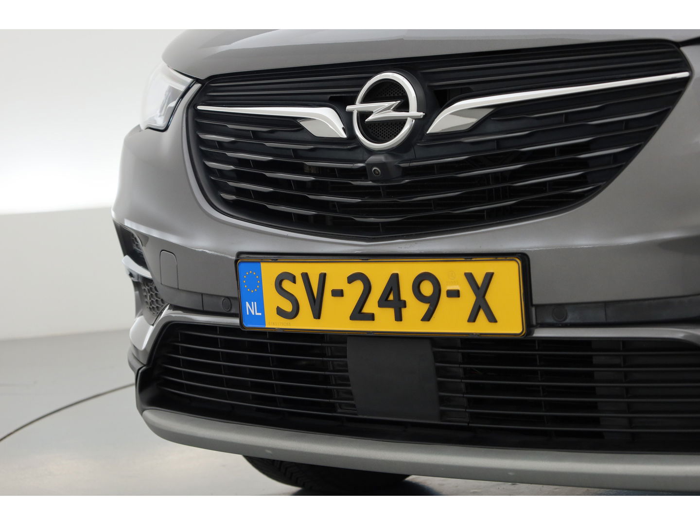 Opel Grandland X 1.2 Turbo Innovation | Leder | Stoel- Stuurverw. | Afn. Trekhaak | Camera | LED | Memory seat