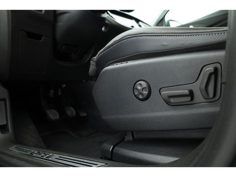 Opel Grandland X 1.2 Turbo Innovation | Leder | Stoel- Stuurverw. | Afn. Trekhaak | Camera | LED | Memory seat