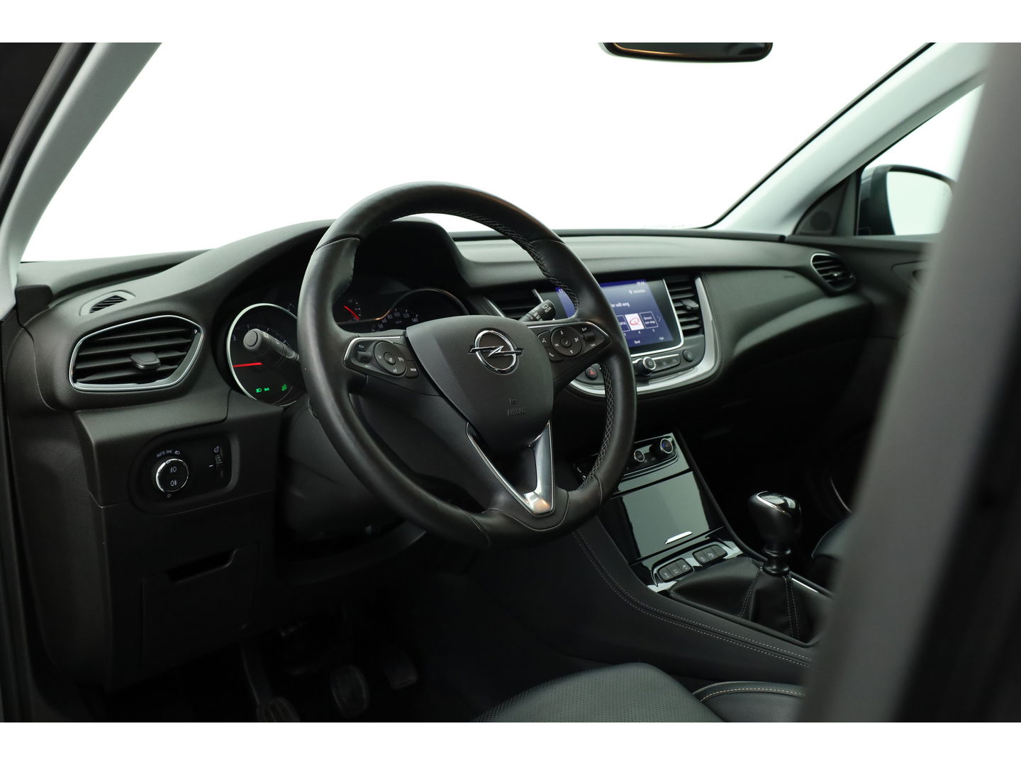 Opel Grandland X 1.2 Turbo Innovation | Leder | Stoel- Stuurverw. | Afn. Trekhaak | Camera | LED | Memory seat