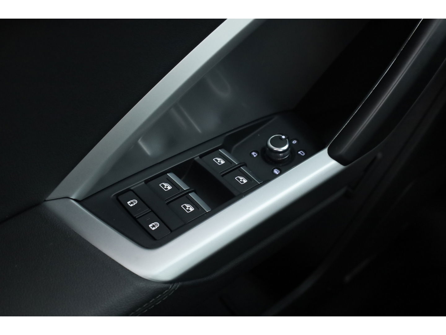 Audi Q3 Sportback 35 TFSI S Line | Pano | Bang & Olufsen | Camera | Adapt. Cruise | Elek. Trekhaak | Keyless | Stoelverw.